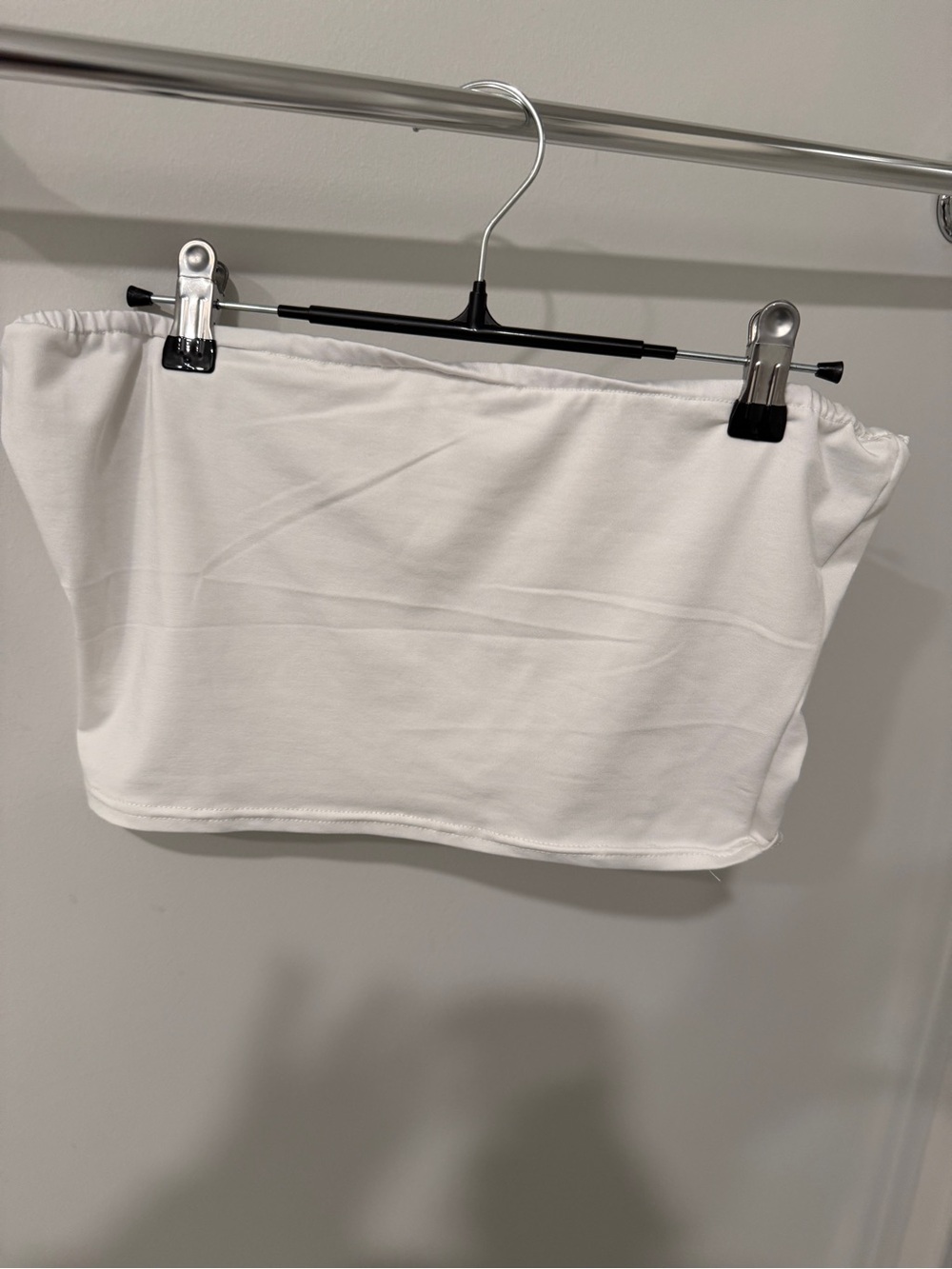 White strapless crop top